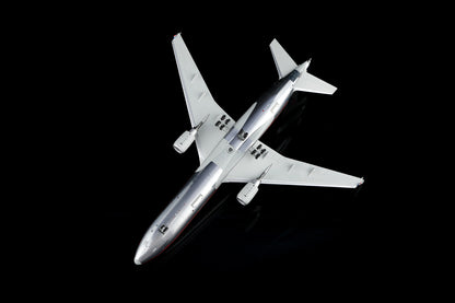 American Airlines MD-11 N1766A