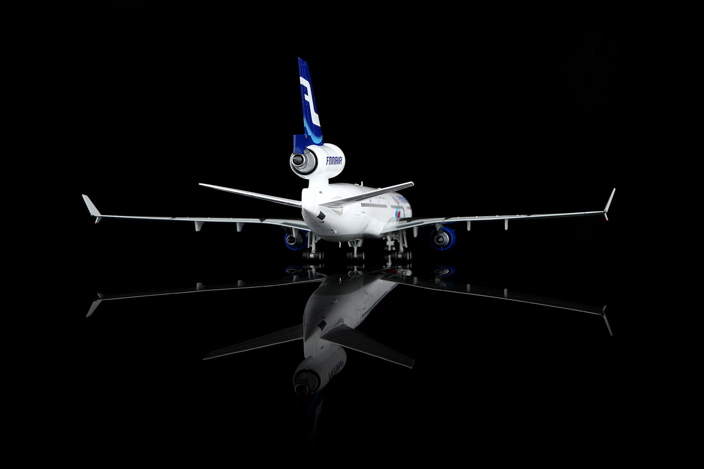 Finnair McDonnell Douglas MD11 "Official Airline of Santa Claus" OH-LGA