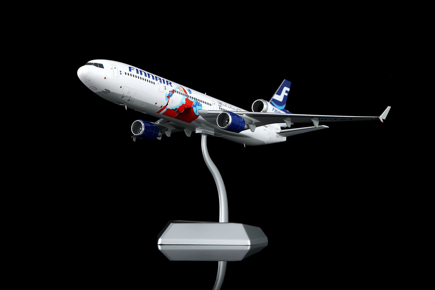 Finnair McDonnell Douglas MD11 "Official Airline of Santa Claus" OH-LGA