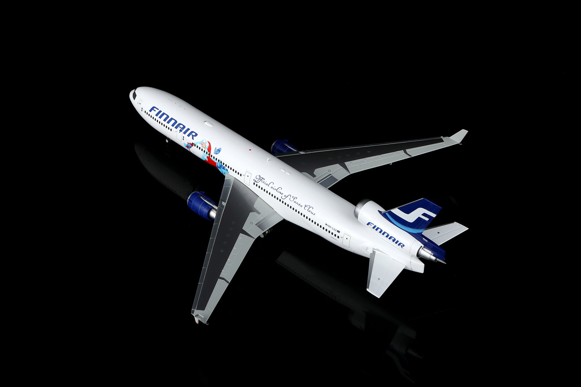 Finnair McDonnell Douglas MD11 "Official Airline of Santa Claus" OH-LGA