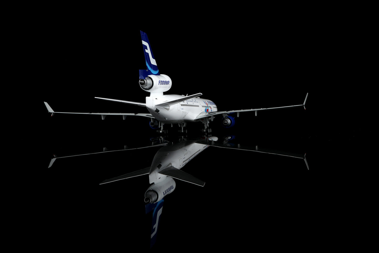 Finnair McDonnell Douglas MD11 "Official Airline of Santa Claus" OH-LGB