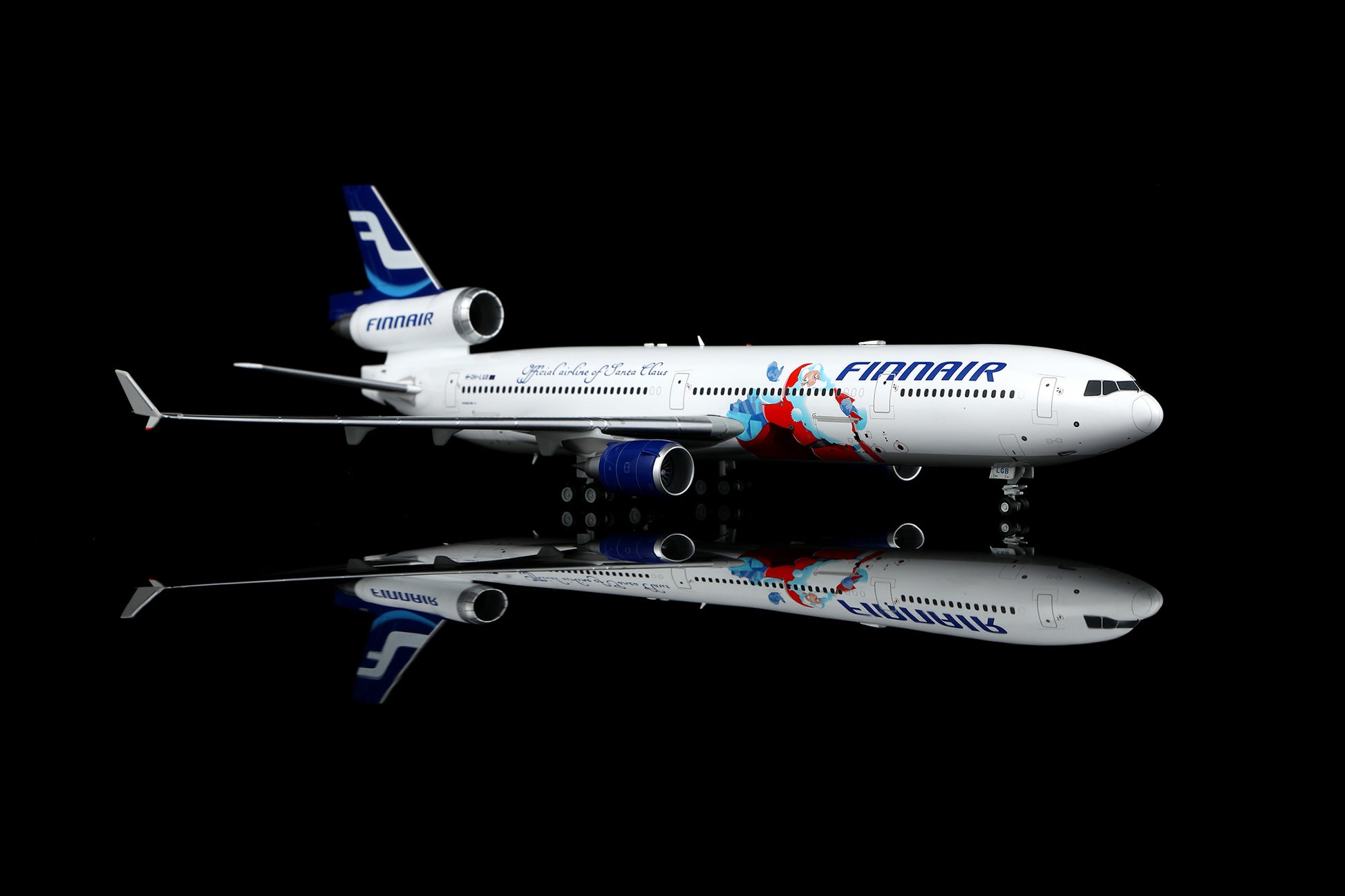 Finnair McDonnell Douglas MD11 "Official Airline of Santa Claus" OH-LGB