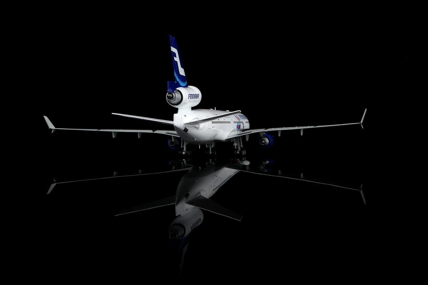 Finnair McDonnell Douglas MD11 "Official Airline of Santa Claus" OH-LGD
