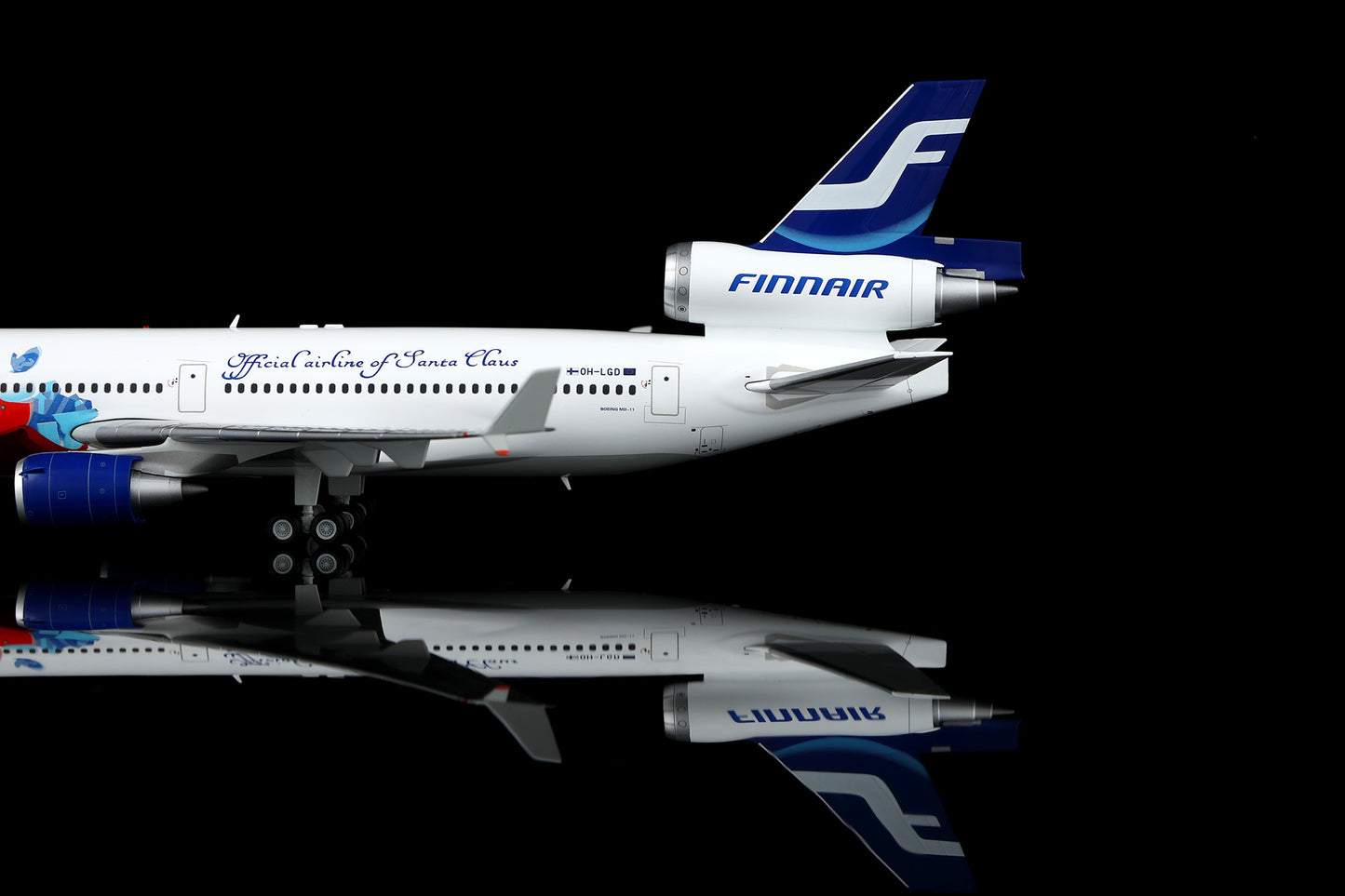 Finnair McDonnell Douglas MD11 "Official Airline of Santa Claus" OH-LGD