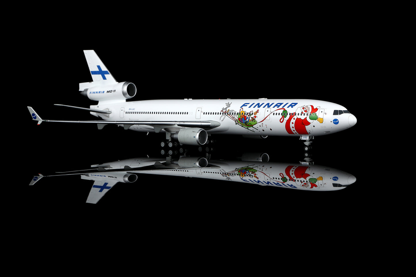 Finnair McDonnell Douglas MD11 "Santa Claus" OH-LGC