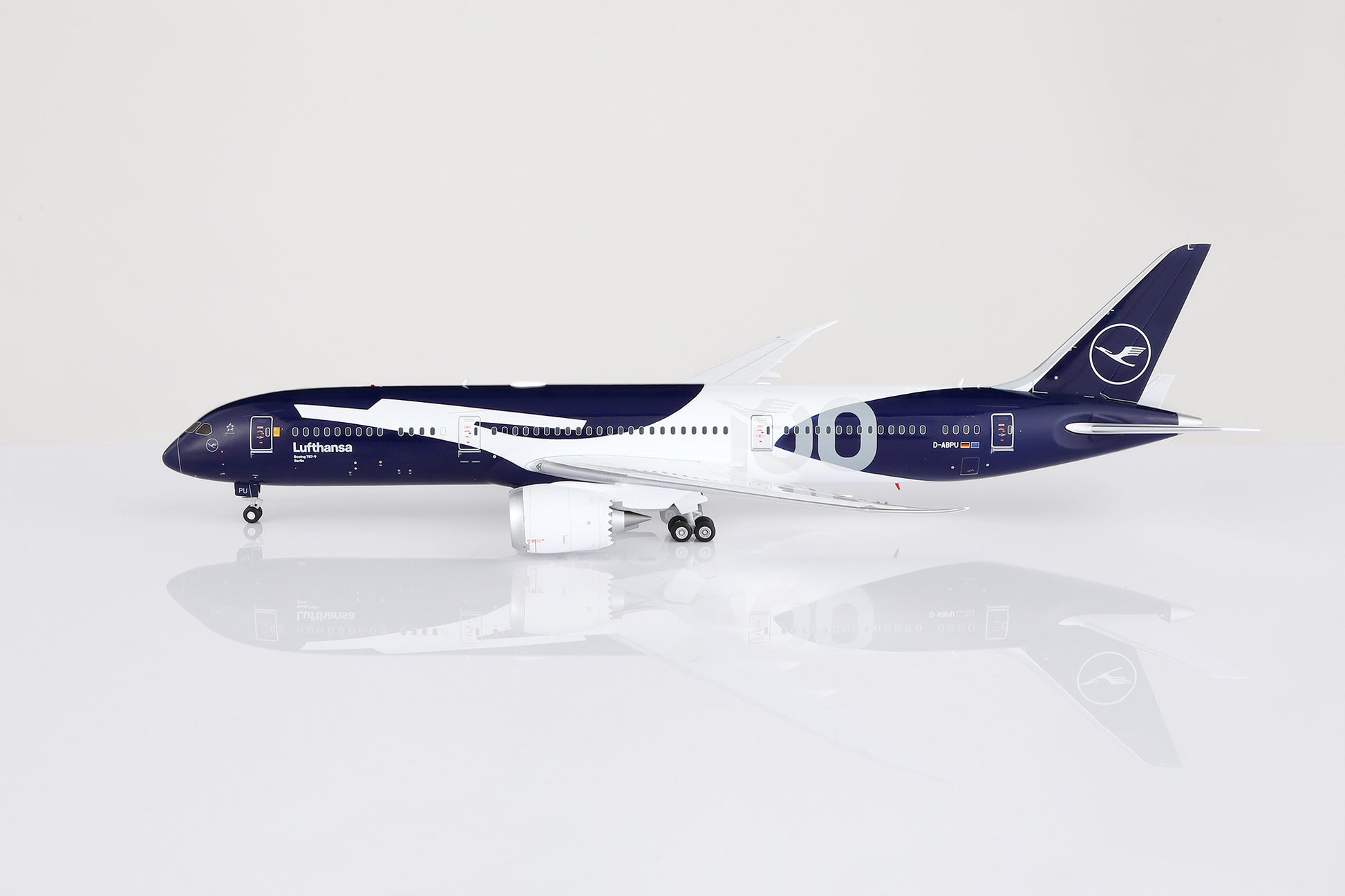 Lufthansa B787-9 "Lufthansa 100th Anniversary" D-ABPU 6