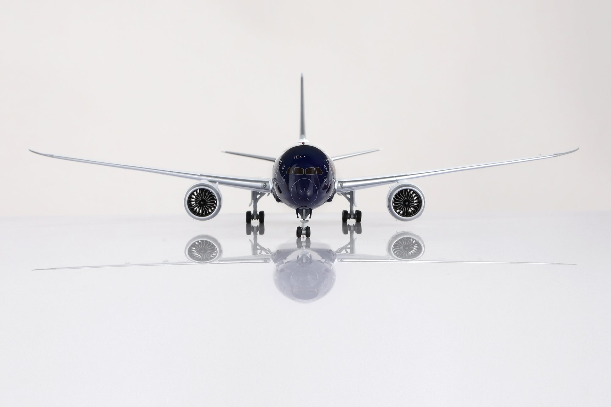 Lufthansa B787-9 "Lufthansa 100th Anniversary" D-ABPU 9