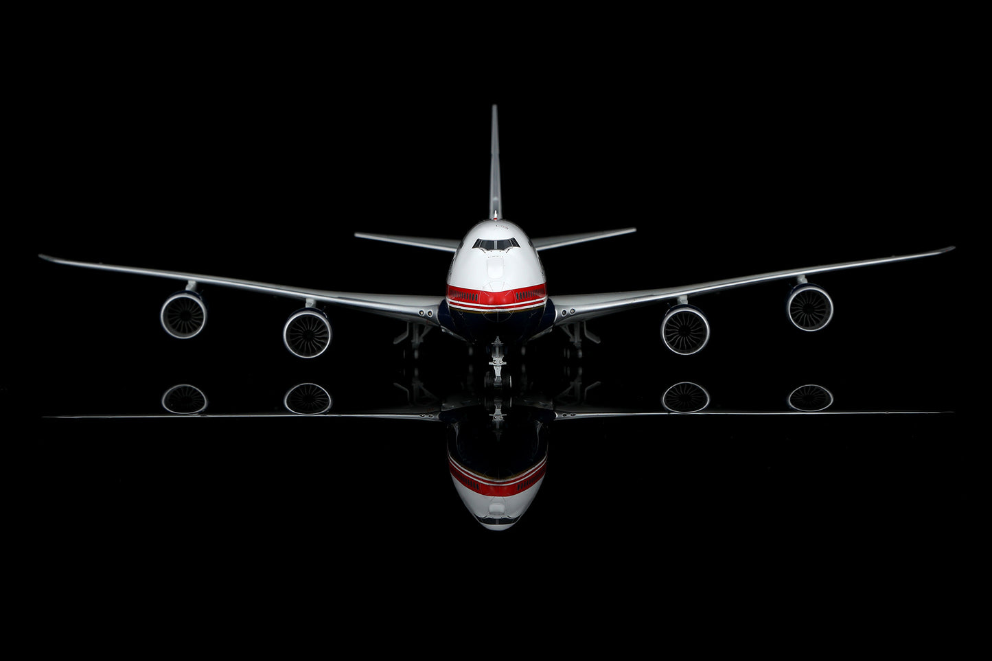 United States Air Force B747-8 30000 – image 8