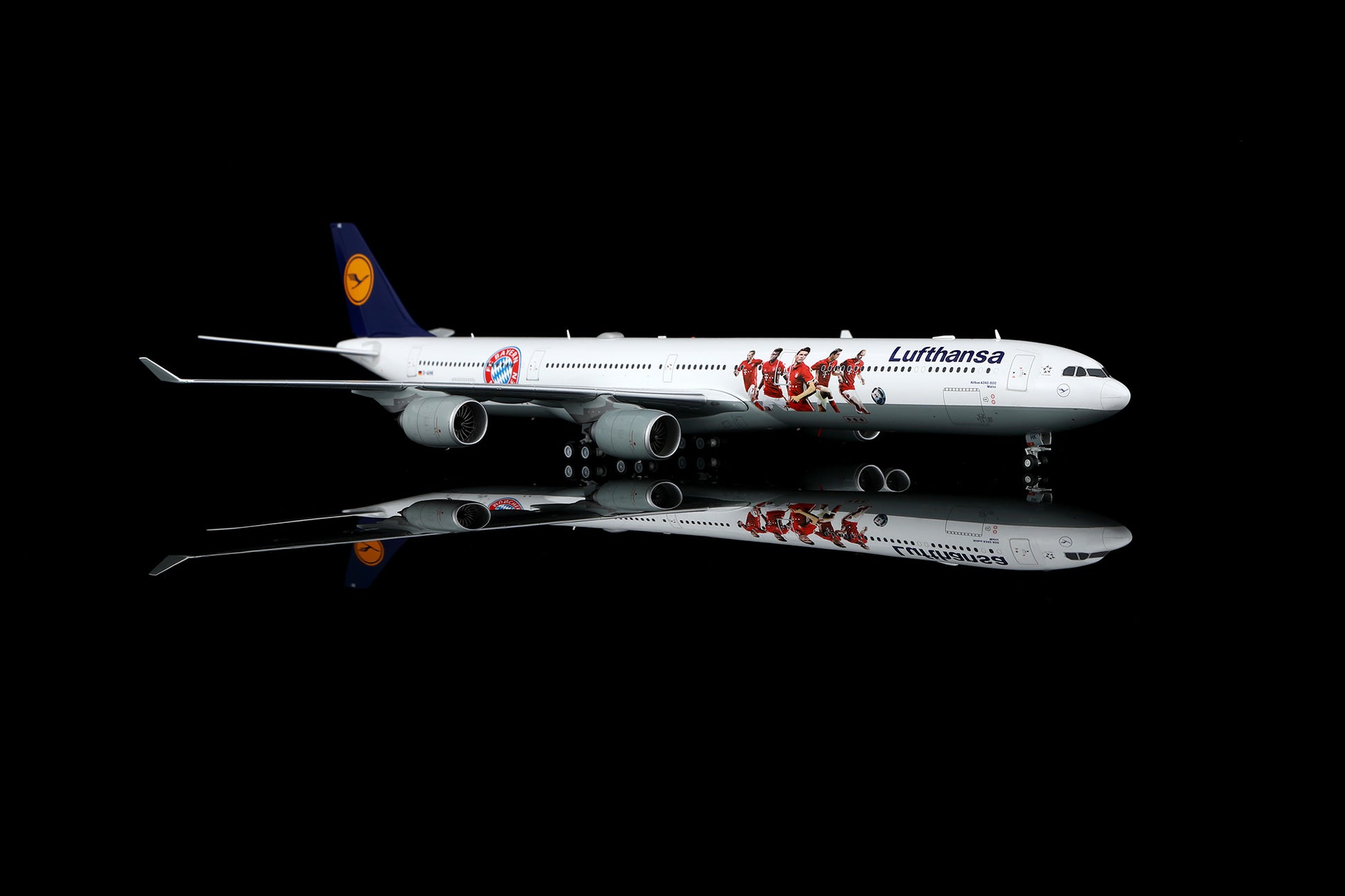 Lufthansa A340-600 "FC Bayern München" D-AIHK – image 6