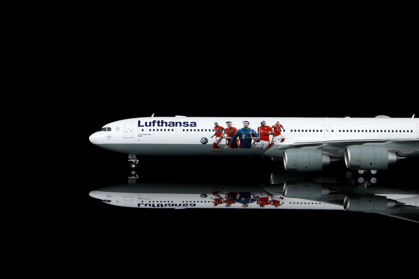 Lufthansa A340-600 "FC Bayern München" D-AIHK – image 7