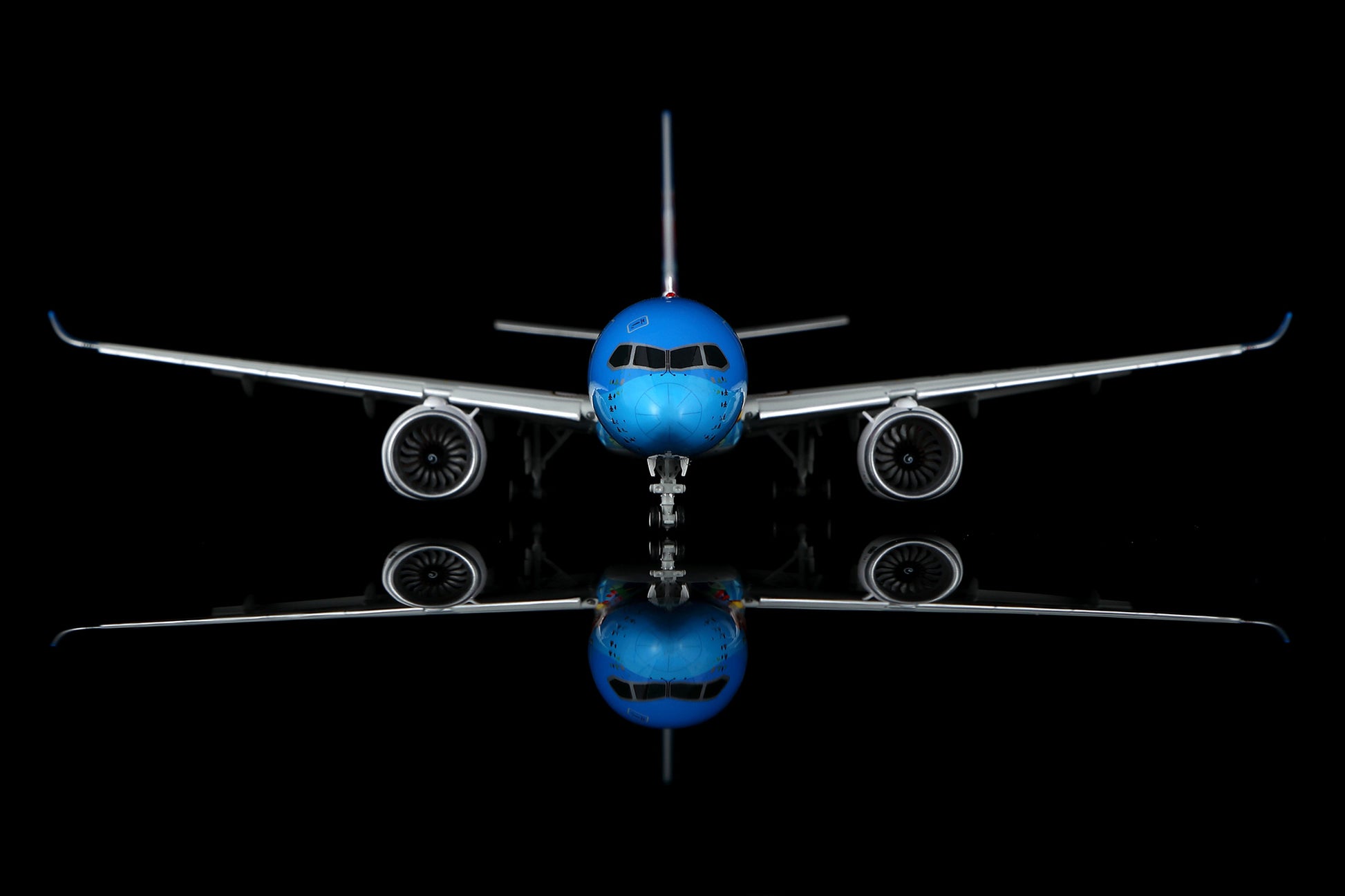 China Southern Airlines C919 B-658W Flap-down