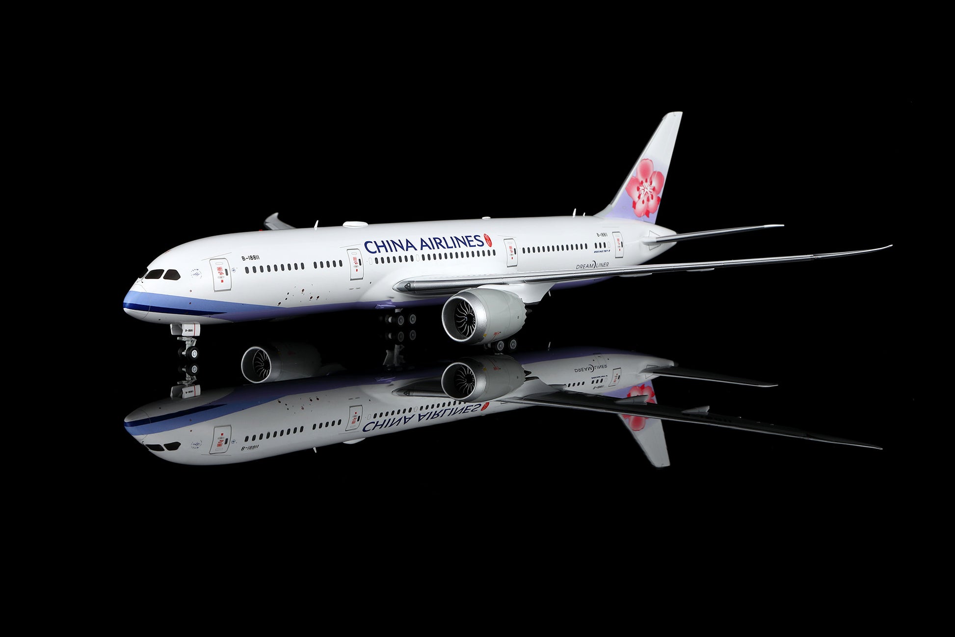 China Airlines B787-9 B-18811 11