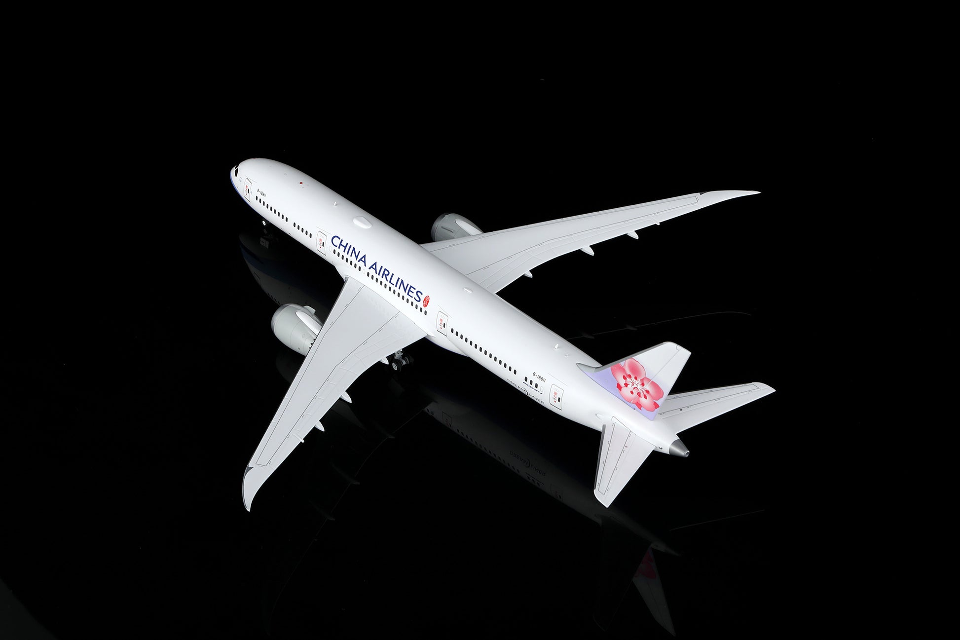 China Airlines B787-9 B-18811 1