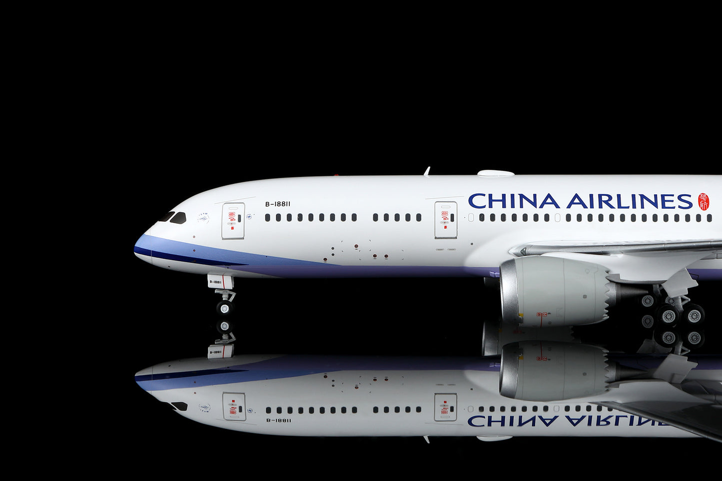 China Airlines B787-9 B-18811 3