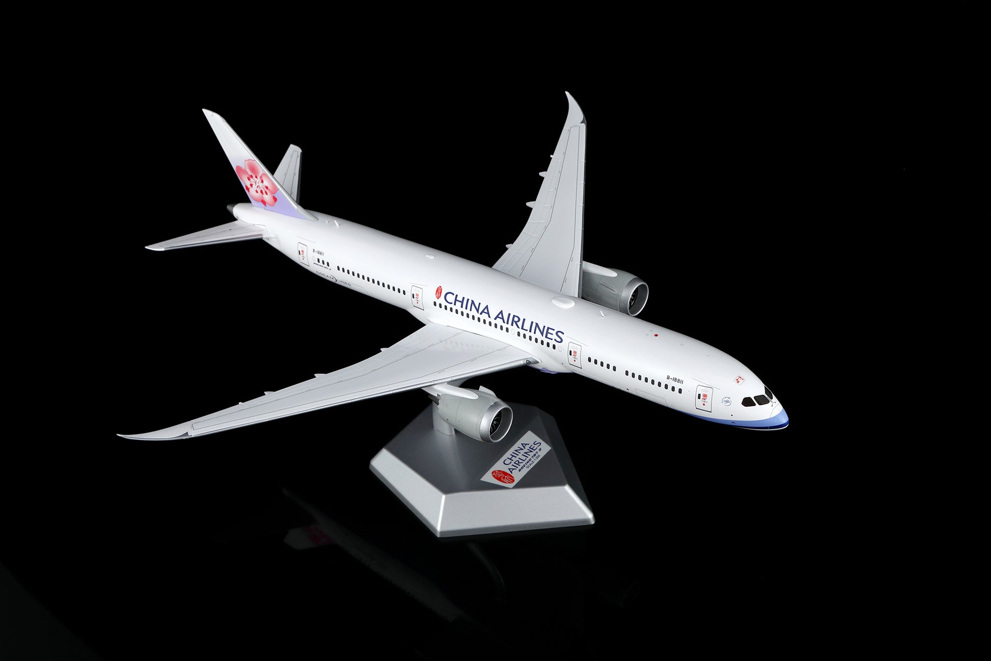 China Airlines B787-9 B-18811 7