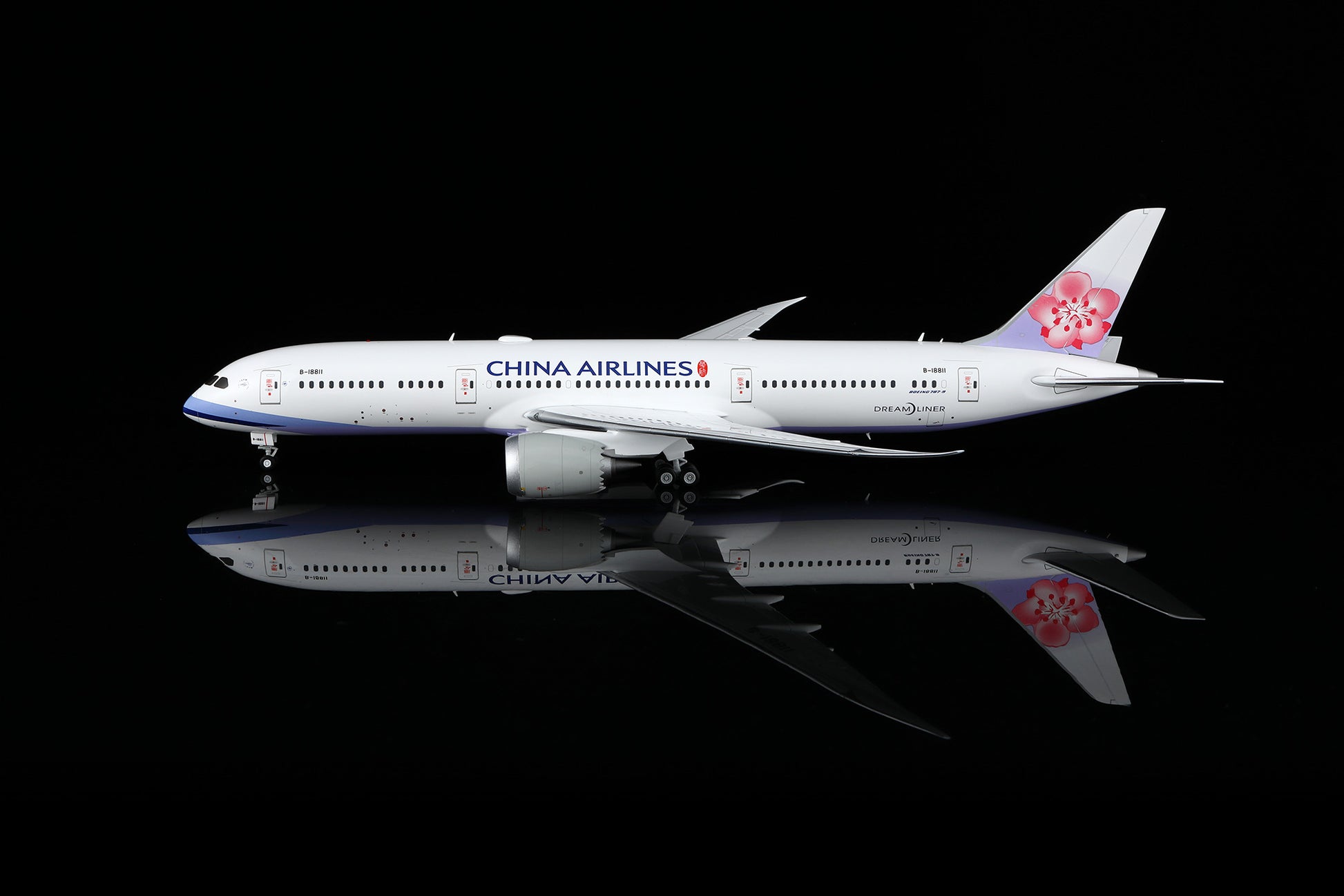 China Airlines B787-9 B-18811 9