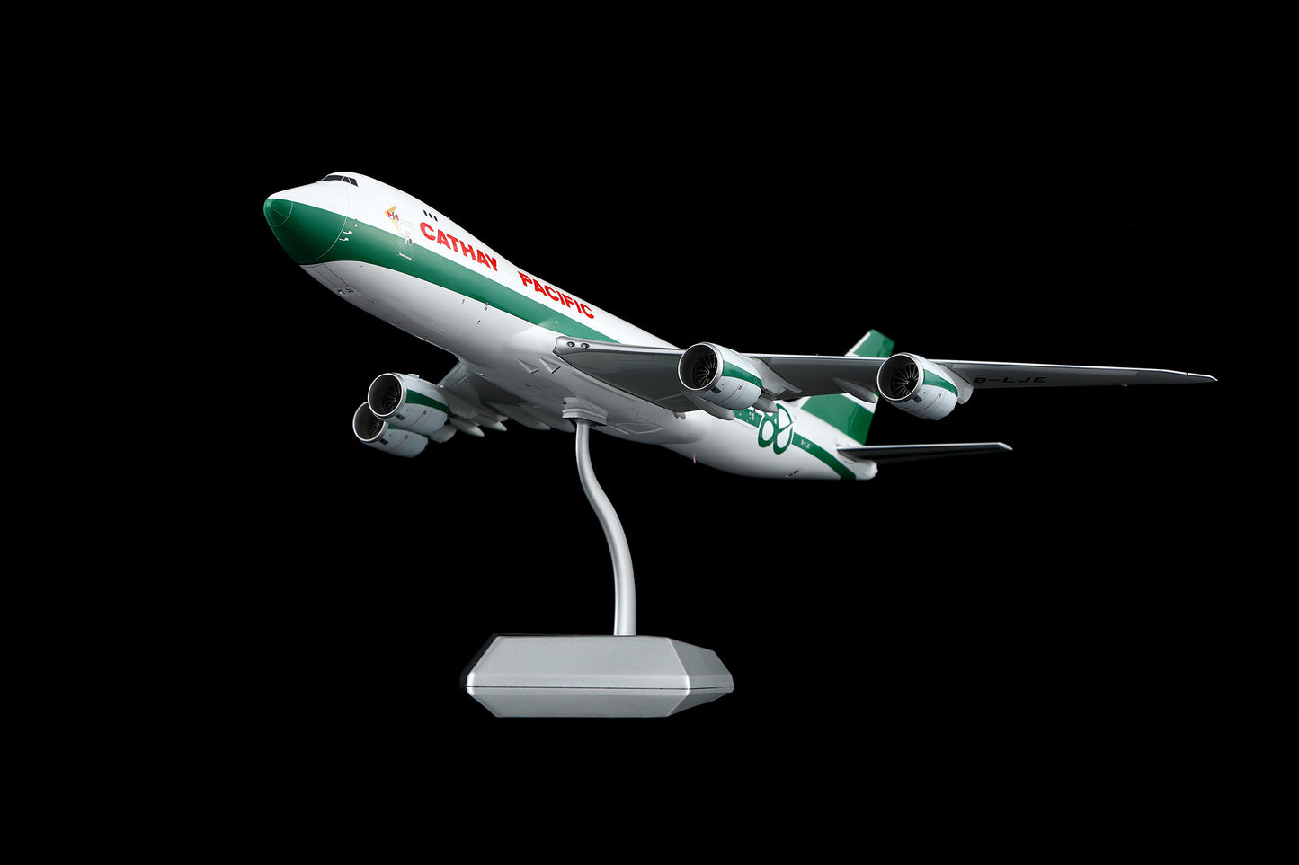 Cathay Pacific B747-8F "80th Anniversary Retro" B-LJE