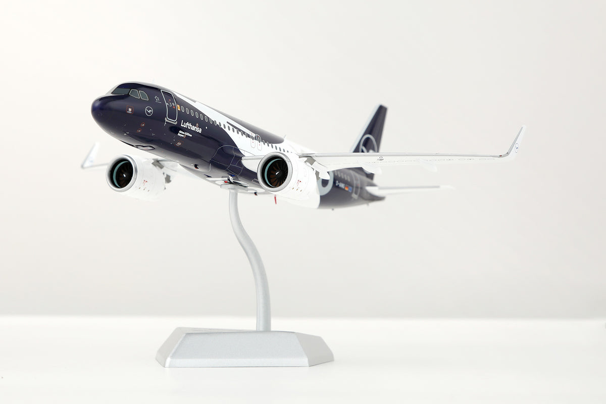 Lufthansa A320neo 100th Anniversary D-AING
