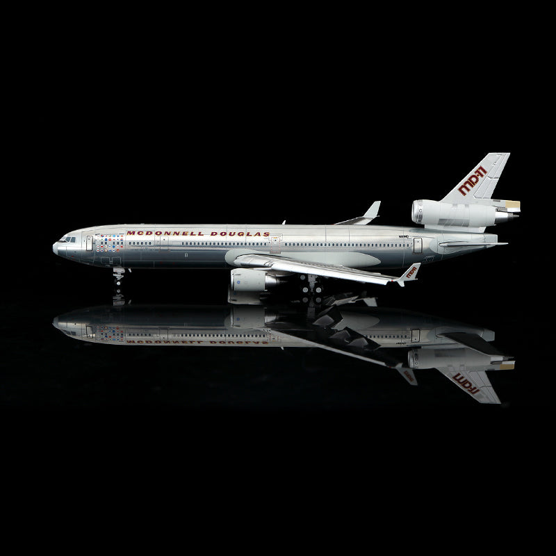 McDonnell Douglas MD-11 N111MD Flap-down image 12
