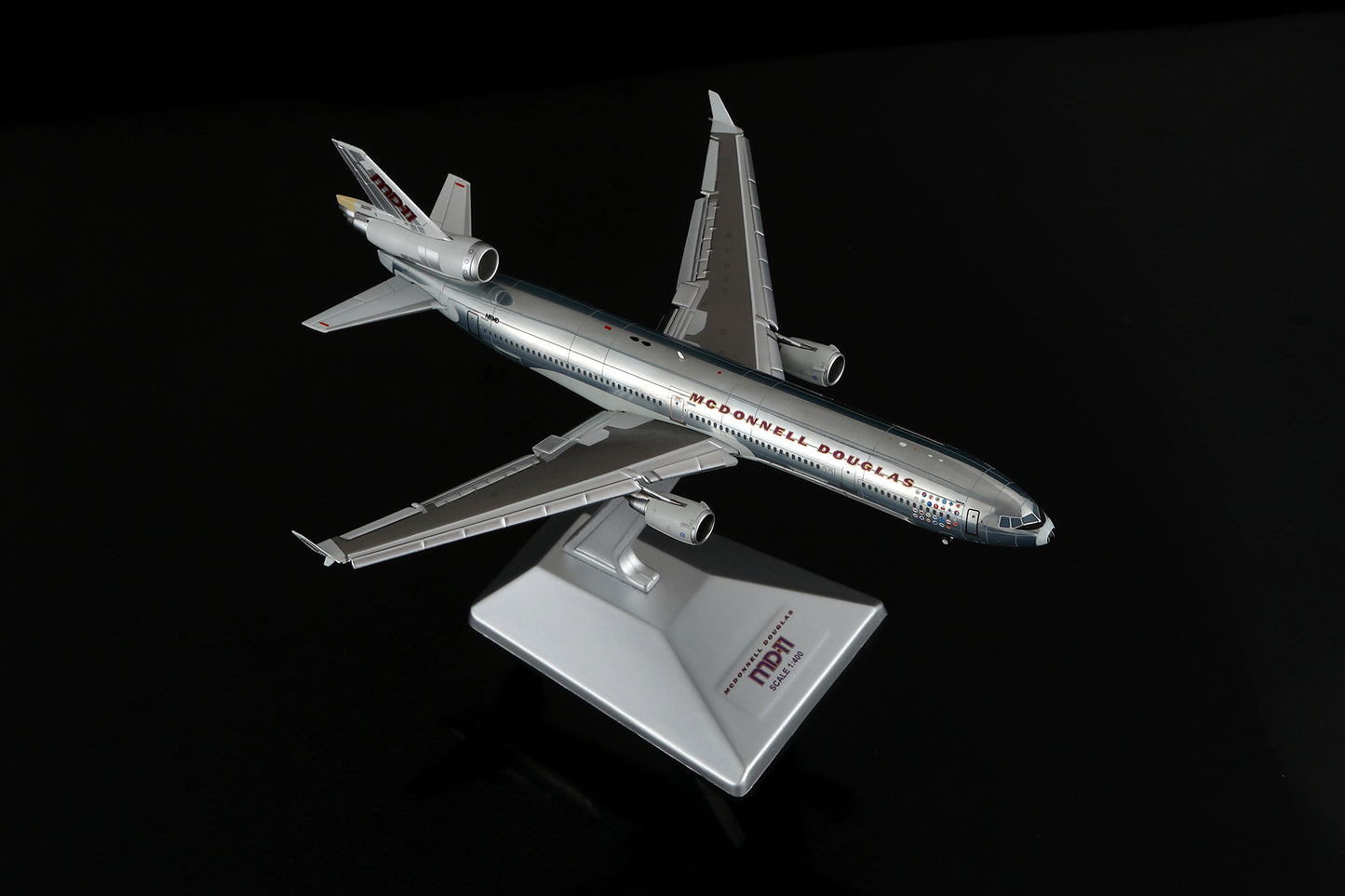 McDonnell Douglas MD-11 N111MD Flap-down image 18