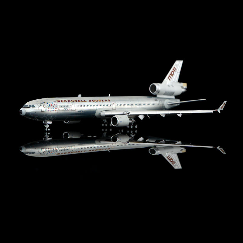 McDonnell Douglas MD-11 N111MD Flap-down image 9