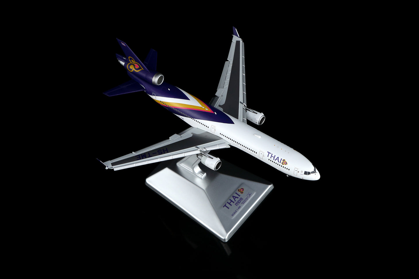 THAI Airways MD-11 HS-TME Flap-down image 22
