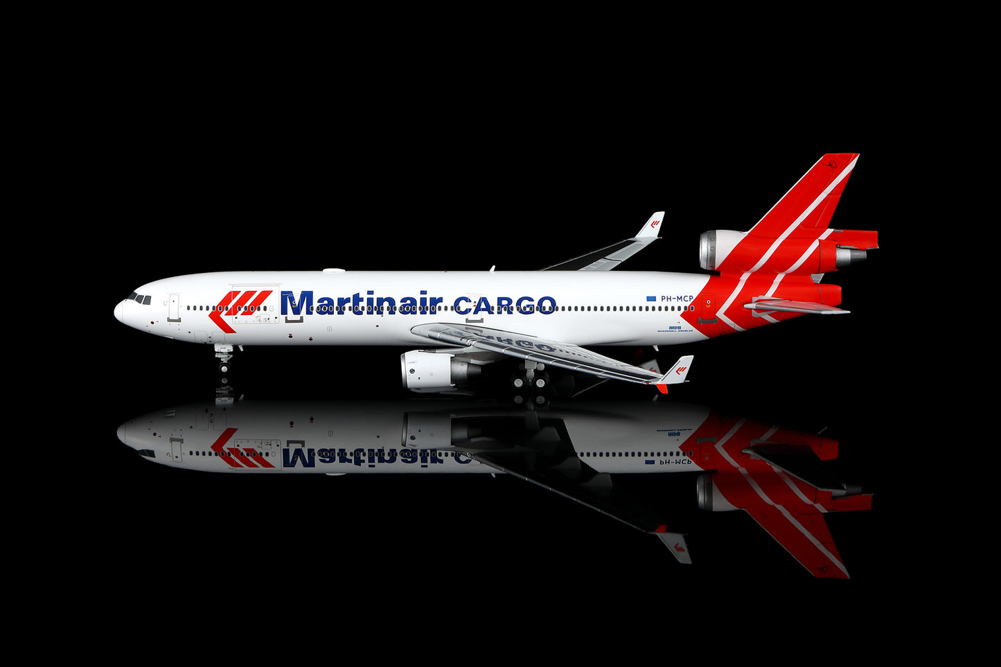 Martinair MD-11F PH-MCP Standard Version image 13