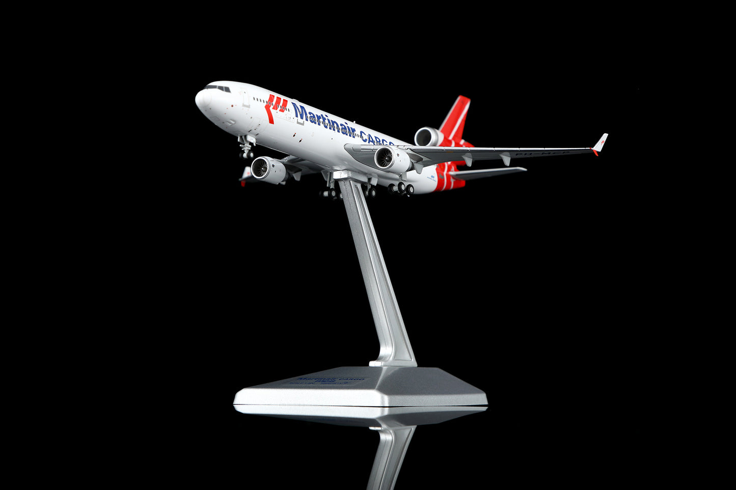 Martinair MD-11F PH-MCP Standard Version image 2