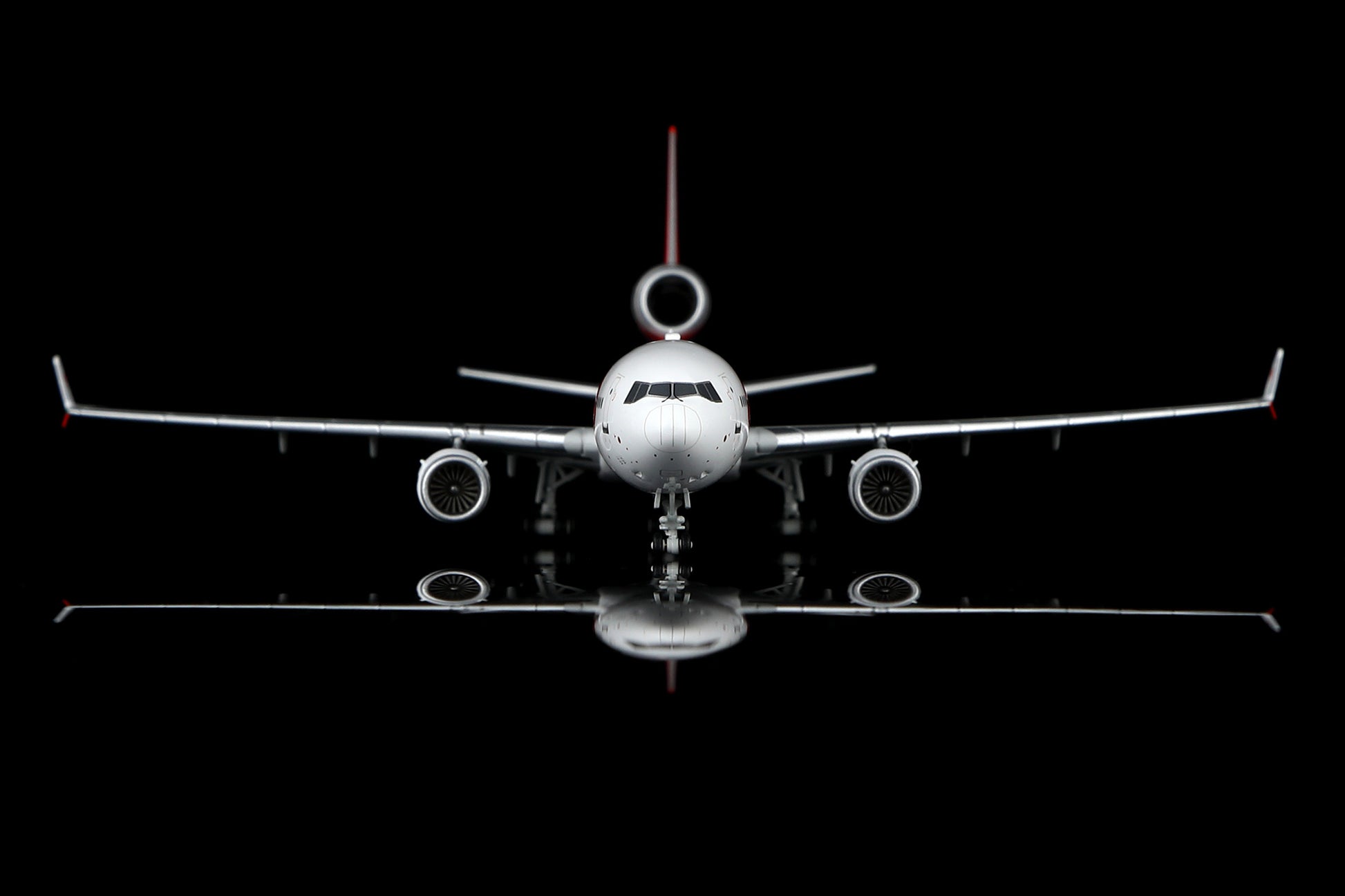 Martinair MD-11F PH-MCP Standard Version image 4