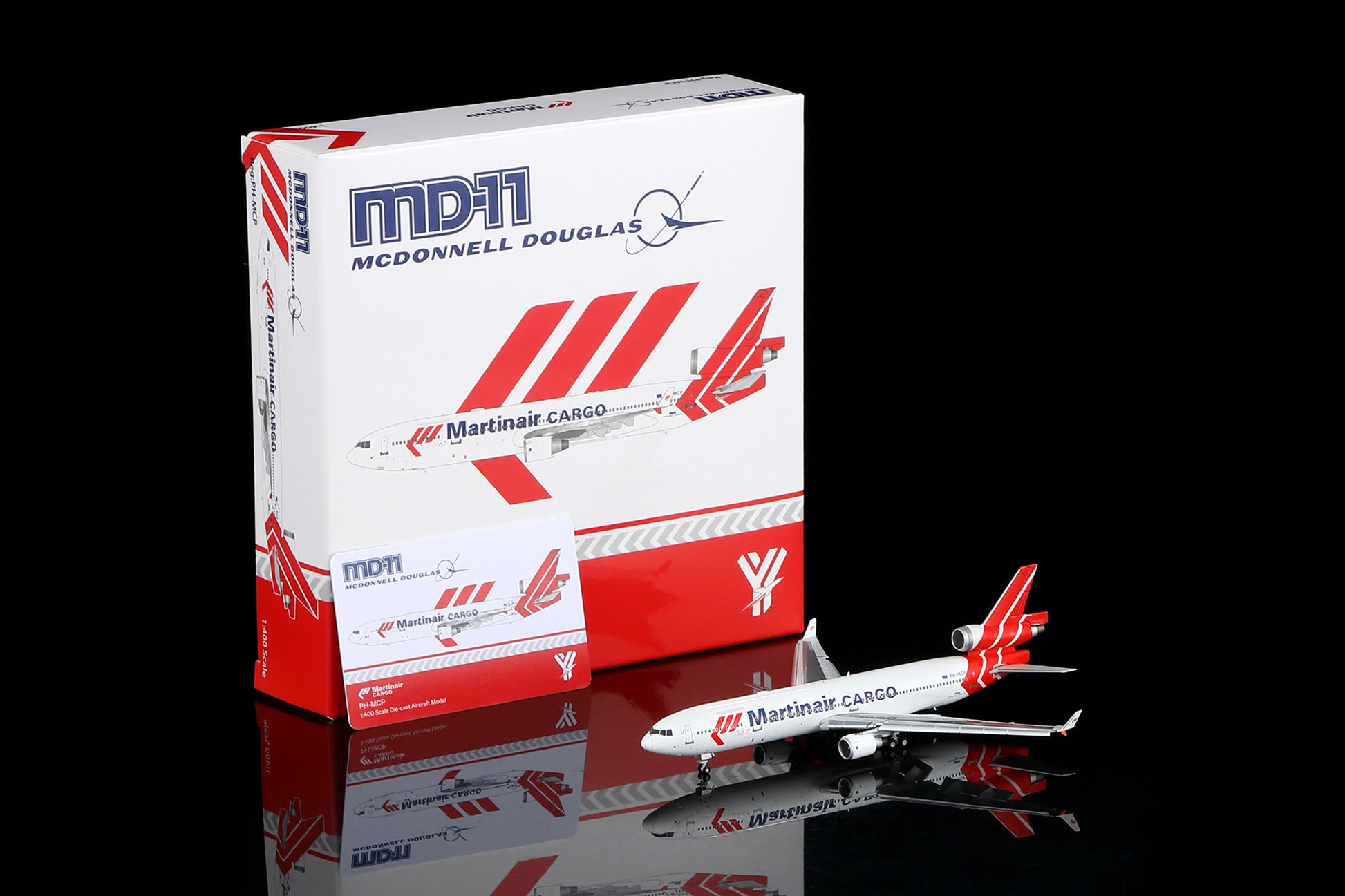 Martinair MD-11F PH-MCP Flap-down image 23