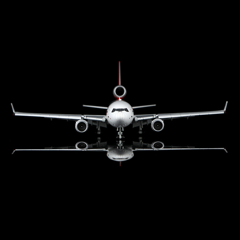 Martinair MD-11F PH-MCP Flap-down image 3