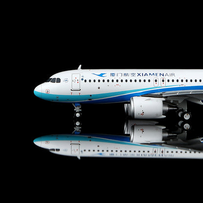 Xiamen Airlines Airbus A320neo B-32MY Flap-down image 4