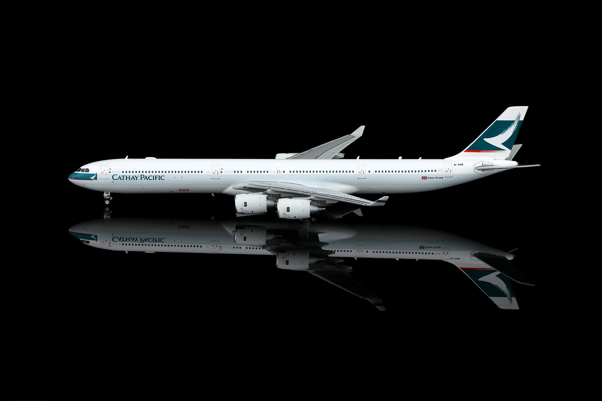 Cathay Pacific Airways A340-600 B-HQB Standard Version image 13