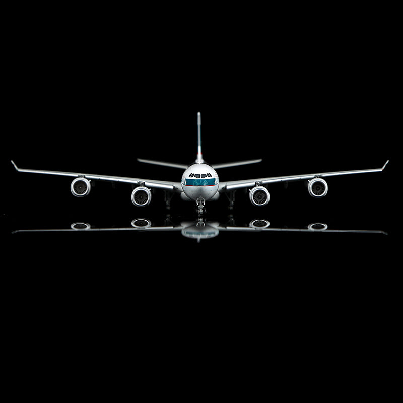 Cathay Pacific Airways A340-600 B-HQB Flap-down image 7
