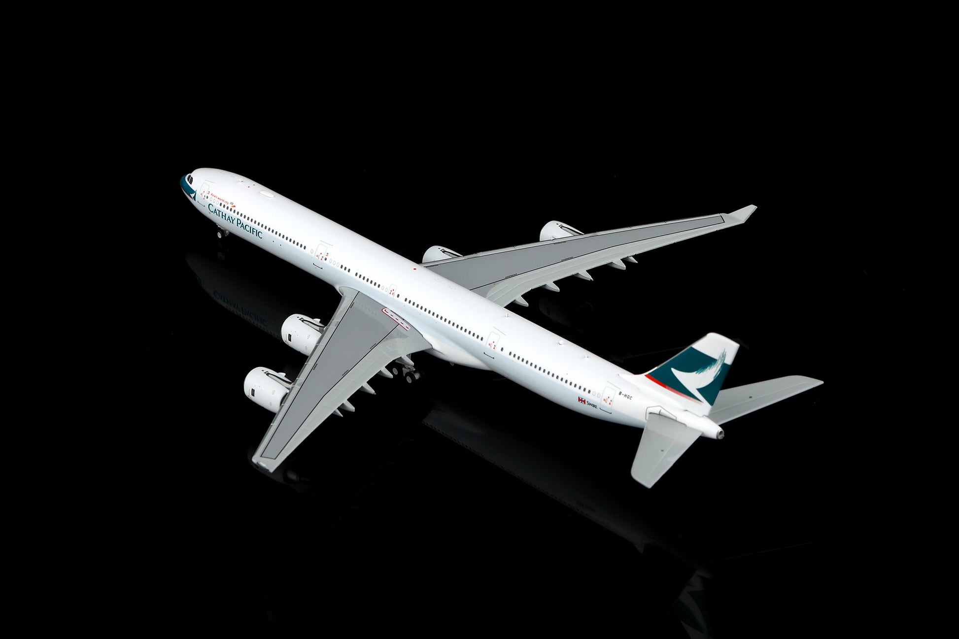 Cathay Pacific Airways A340-600 B-HQC Standard Version image 10