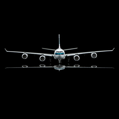Cathay Pacific Airways A340-600 B-HQC Flap-down image 7