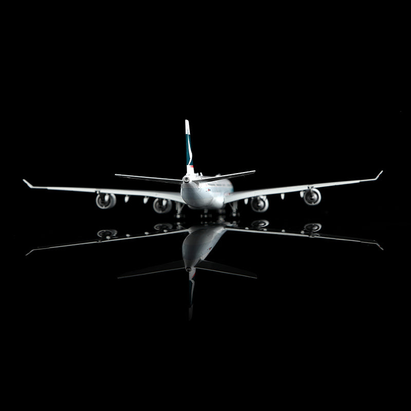 Cathay Pacific Airways A340-600 B-HQC Flap-down image 8