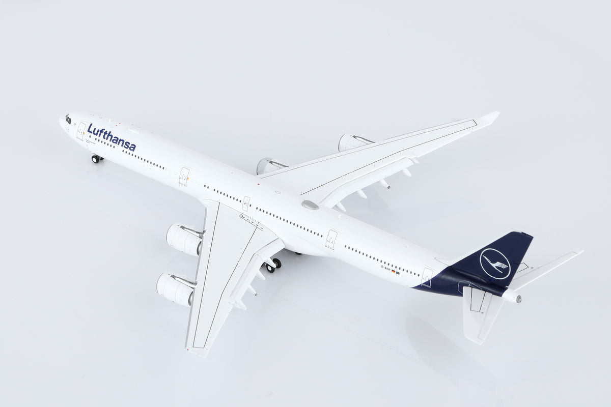 Lufthansa A340-600 Reg. D-AIHF Flap-down image 2
