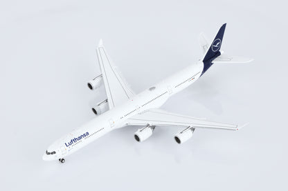Lufthansa A340-600 Reg. D-AIHF Flap-down image 3