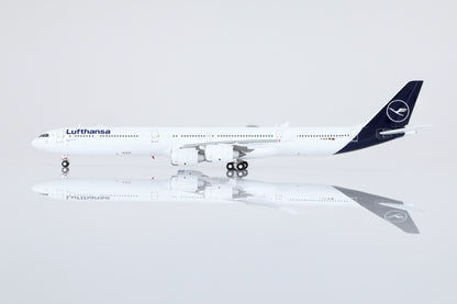 Lufthansa A340-600 Reg. D-AIHF Standard Version COVER