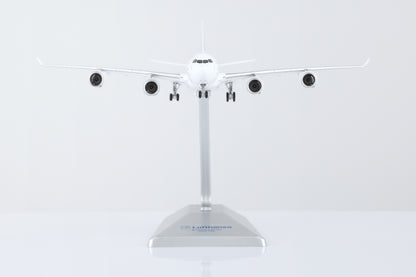 Lufthansa A340-600 Reg. D-AIHF Standard Version image 12