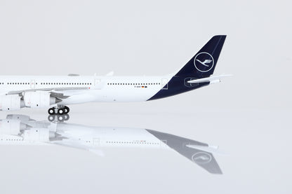 Lufthansa A340-600 Reg. D-AIHF Standard Version image 3