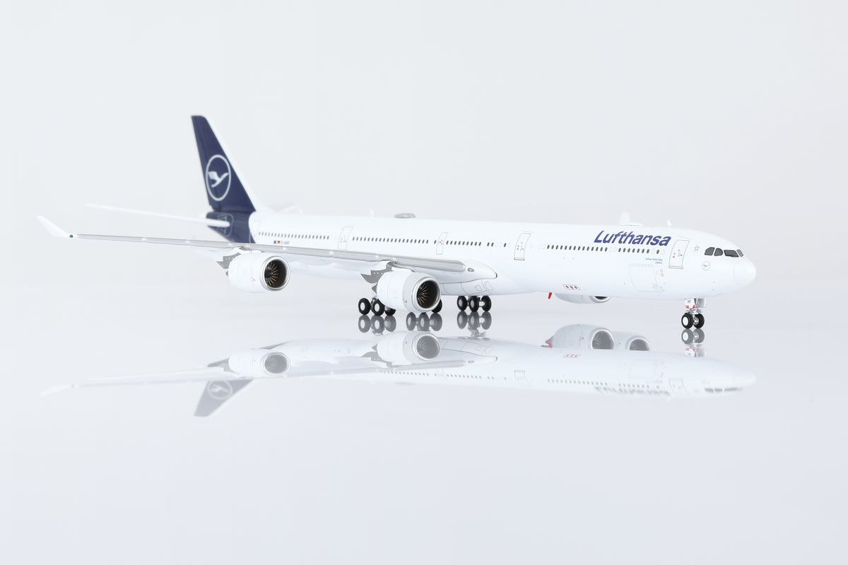 Lufthansa A340-600 Reg. D-AIHF Standard Version image 6