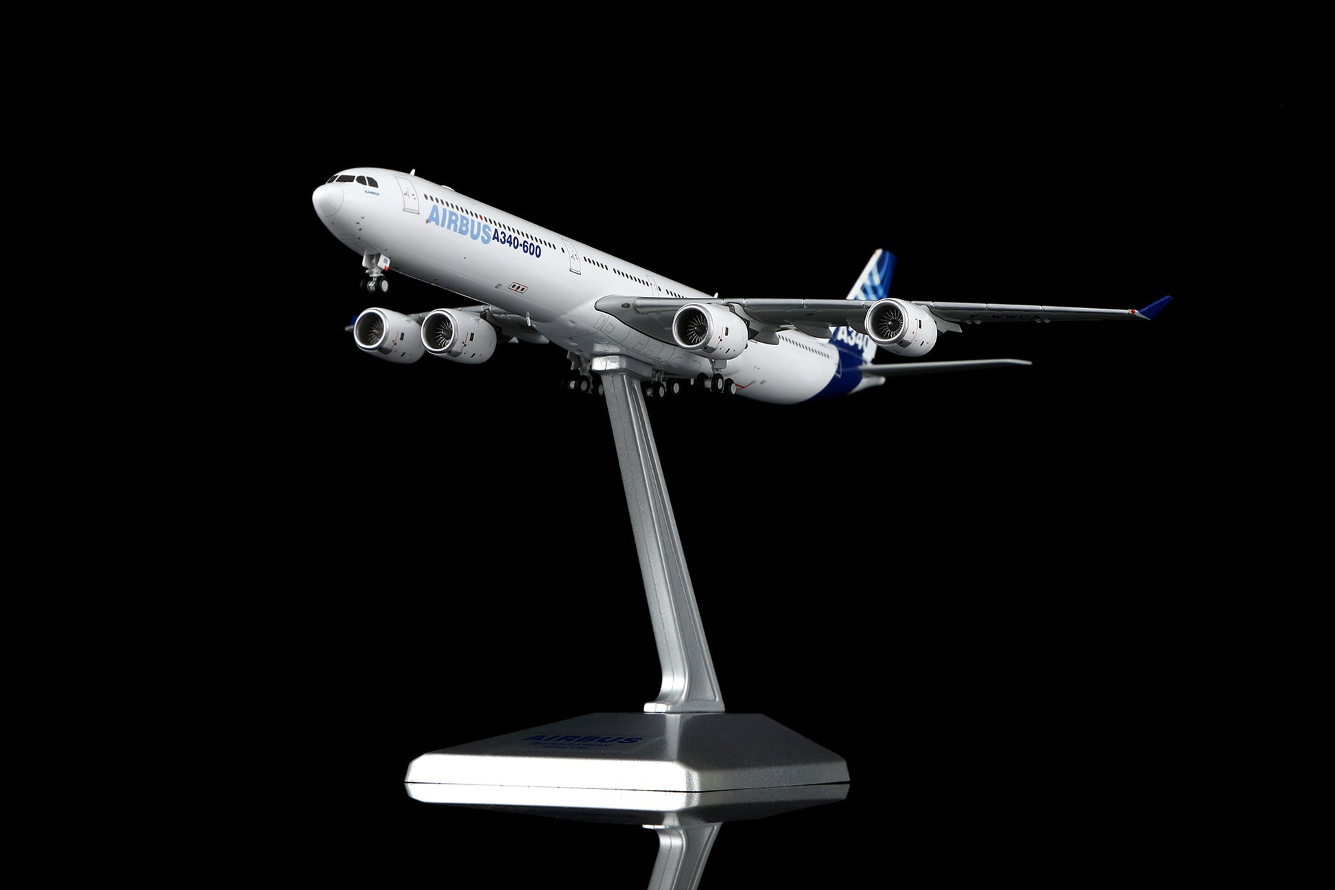 Airbus lndustrie A340-600 F-WWCA Standard Version image 3