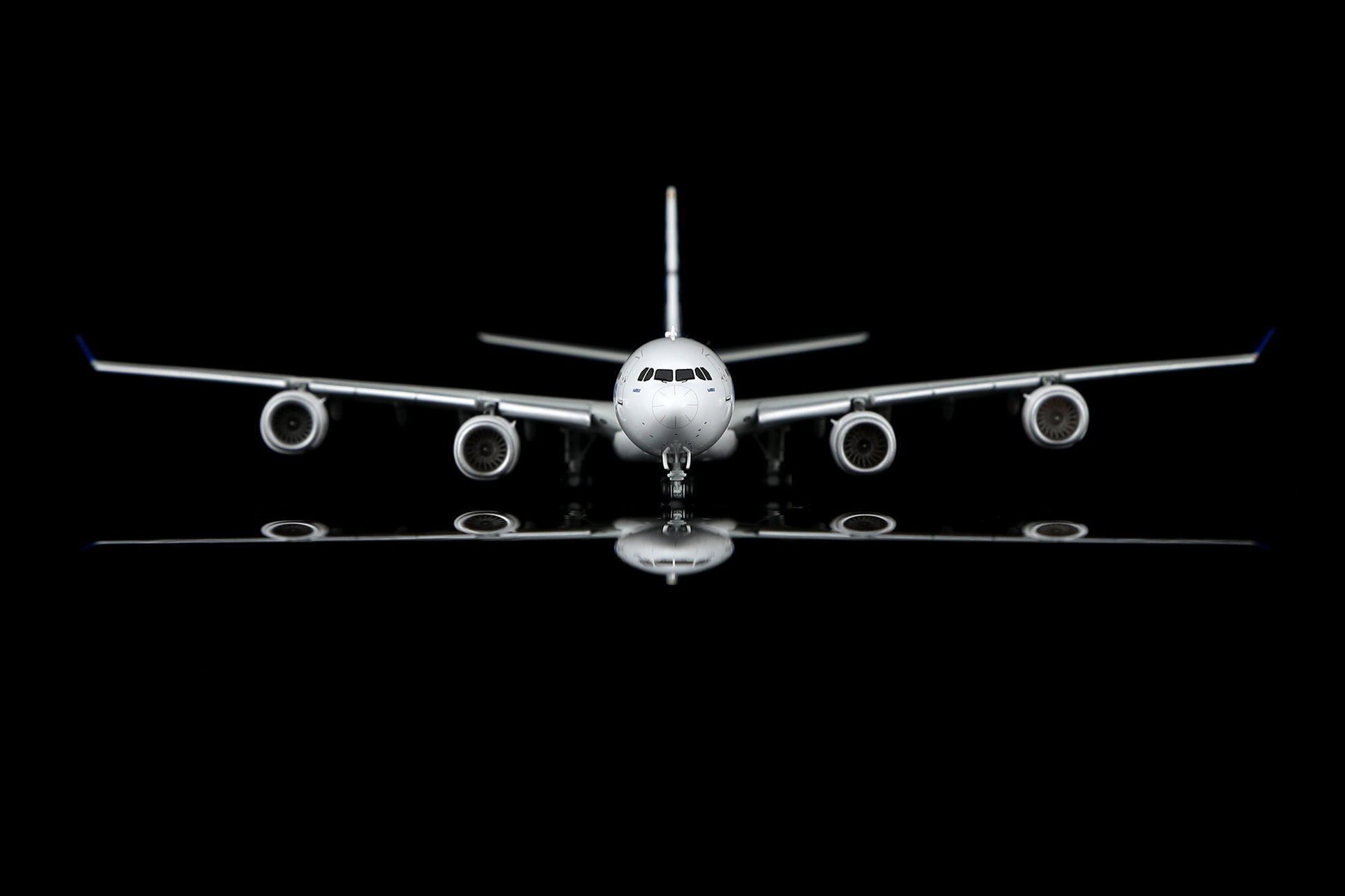 Airbus lndustrie A340-600 F-WWCA Flap-down image 15