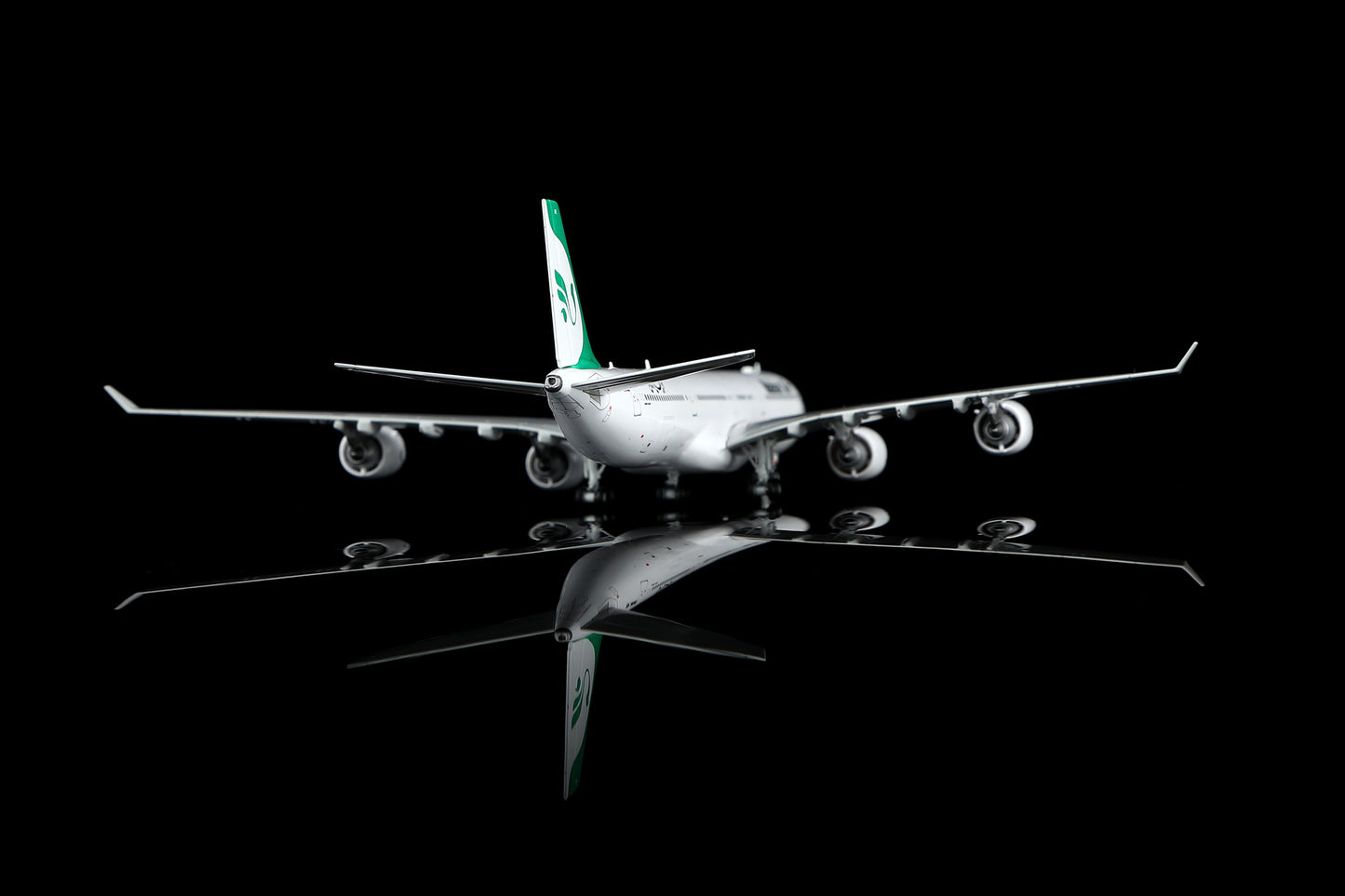 Mahan Air A340-600 EP-MME Standard Version image 9