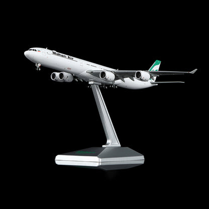 Mahan Air A340-600 EP-MME Flap-down image 2