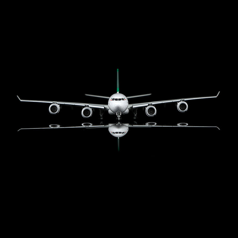 Mahan Air A340-600 EP-MME Flap-down image 3