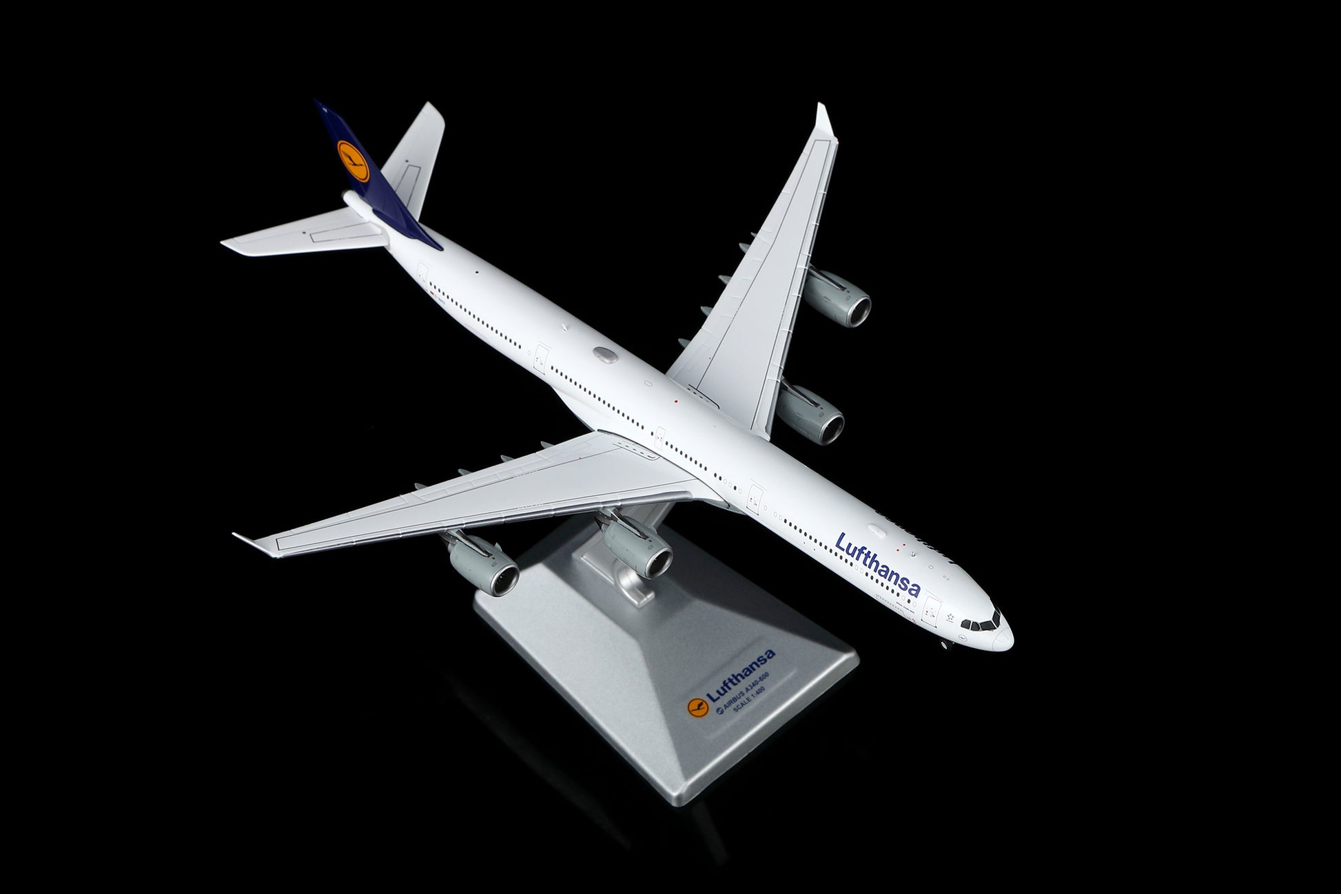 Lufthansa A340-600 Reg. D-AIHZ Standard Version image 2