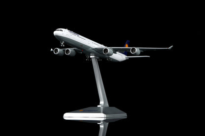 Lufthansa A340-600 Reg. D-AIHZ Standard Version image 3